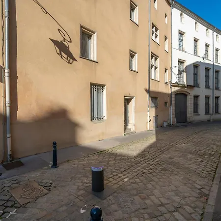 Apartment Le Cosy De Saint Epvre - - 2 Pers *